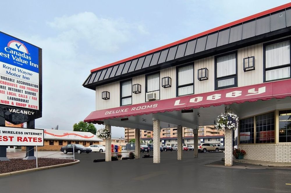 Canadas Best Value Inn Calgary Exterior photo