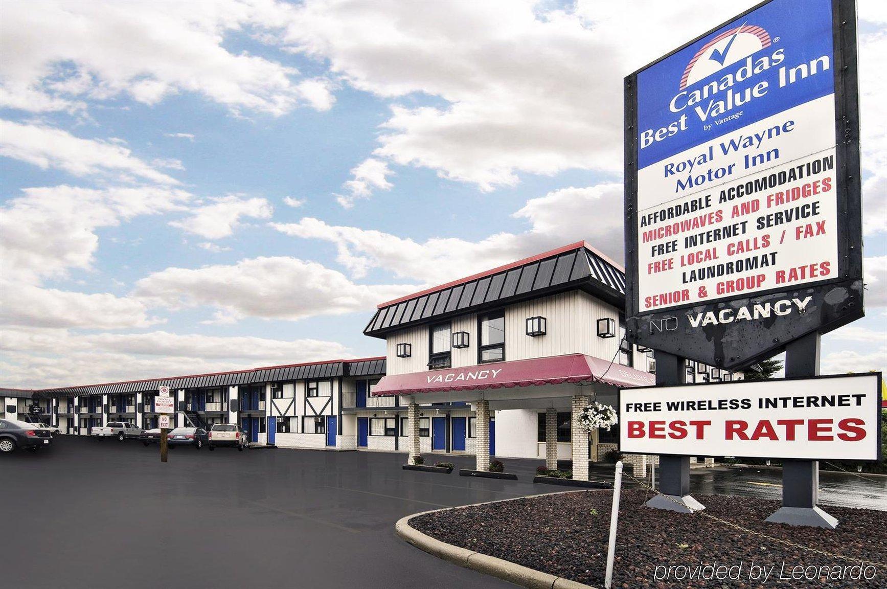 Canadas Best Value Inn Calgary Exterior photo