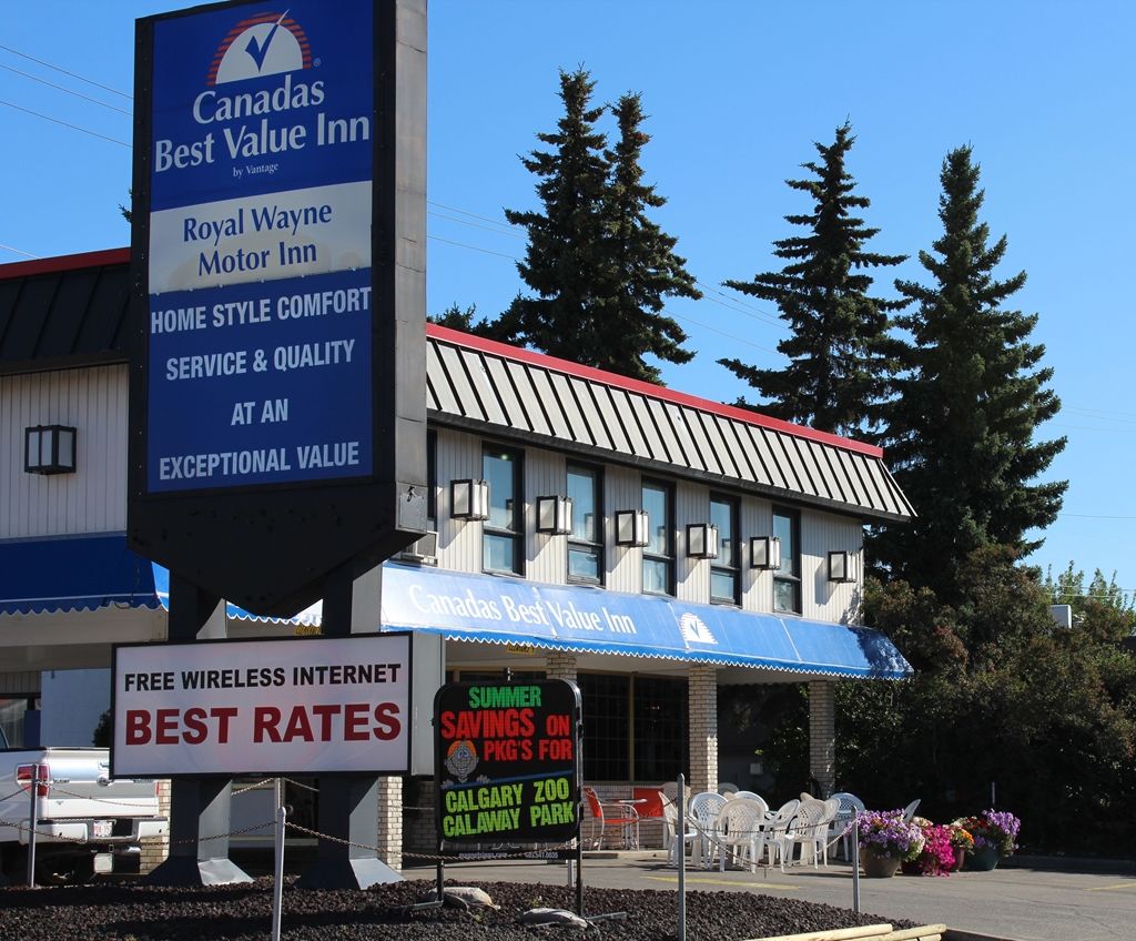 Canadas Best Value Inn Calgary Exterior photo